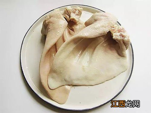 用电饭锅猪耳朵需要煮多久