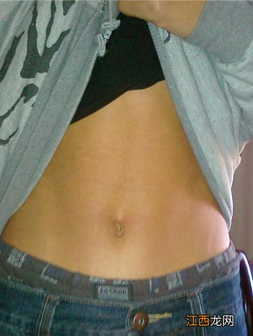 轻松锻炼腹肌教程 怎么能够轻松的锻炼腹肌