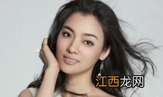 送你一束康乃馨歌词 送你一束康乃馨歌词是什么意思