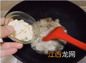 豆角焯水后炒多久熟