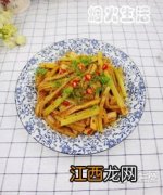 芹菜拌牛肚用什么料