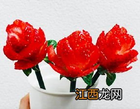 草莓怎么能做成草莓花