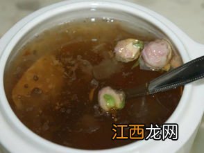 桃胶皂角血燕炖多久