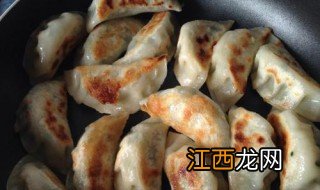 炒锅煎饺的做法步骤 怎样做炒锅煎饺