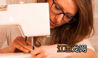 小孩子的裤子松了怎么办 学会了这招不用怕