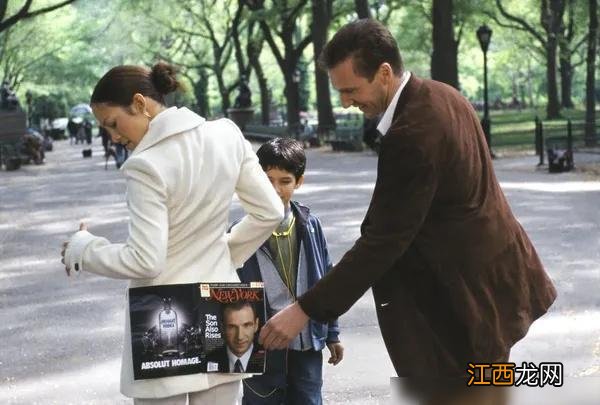 电影《曼哈顿女佣》:重点并不是灰姑娘,而是那些珍贵的价值观