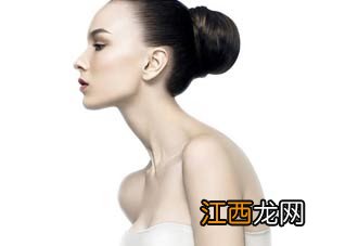 唇边长痘是肠胃问题伤肌肤还伤身