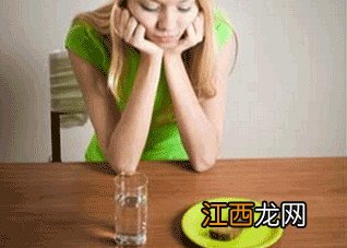 警惕!过度节食减肥易脱发