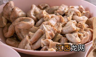 做白菜炒肥肠的方法 白菜炒肥肠的烹饪方法