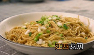 简易版葱油拌面 简易版葱油拌面的做法