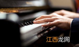 劈你的雷正在路上歌词 劈你的雷正在路上歌曲