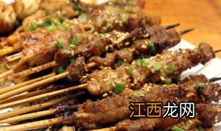 夏天撸串的正确方法 这家常版撸串方法分享