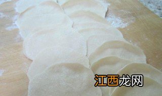 饺子皮加什么会透明 饺子皮变透明的方法