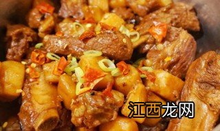 家常土豆炖排骨的做法 土豆炖排骨的制作步骤