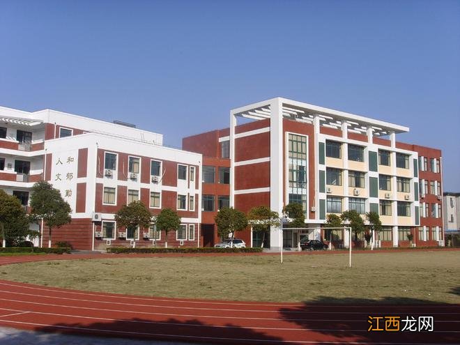 国务院联防联控机制:没有疫情的学校要开展正常的线下教学活动