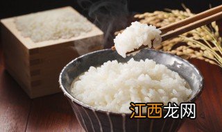 铁锅蒸米饭不糊锅底的窍门 铁锅蒸米饭不糊锅底的方法介绍