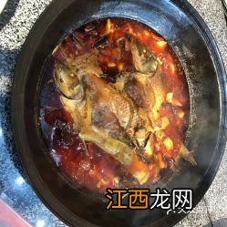 炖鱼胶用什么锅好点