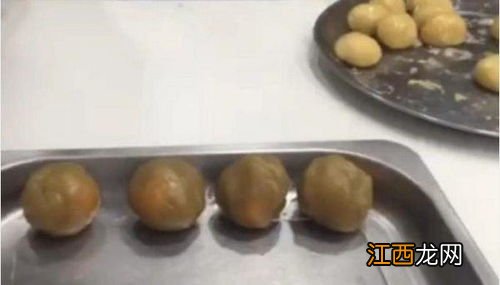 月饼怎么烤才不变形