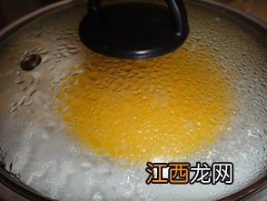 蒸蛋用什么油和酱油