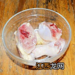 松茸虫草炖鸡多久