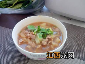 土豆酸菜汤怎么做好吃吗