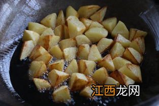 西红柿和土豆块怎么做好吃法大全