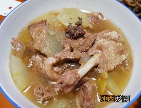 炖鸭肉块需要多久