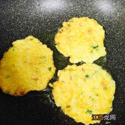 剩大米饭菜怎么做成饼