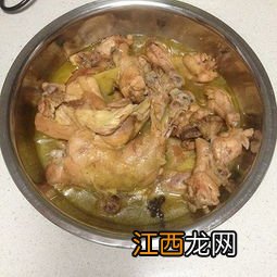 清炖鸡腿放什么料