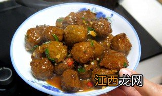 牛肉丸子如何做才有弹性 想要牛肉丸做出来有弹性就试试这种方法吧