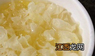 银耳怎样熬出胶 让银耳羹20分钟熬出胶方法