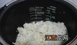 如何用电饭煲煮米饭 电饭煲煮米饭的方法