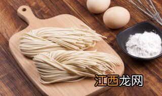 做面条放什么食材 做面条需要什么食材
