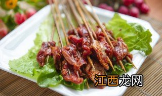 微波炉烤羊肉串 在家简单做出美味烧烤羊肉串