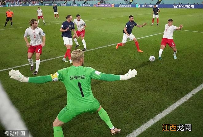 半场-法国队13次射门无功姆巴佩造黄牌0-0丹麦