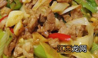 大葱与什么炒比较好吃 大葱和猪肉一起炒最好