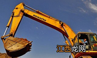 小松220一7挖机钥匙不能熄火什么原因