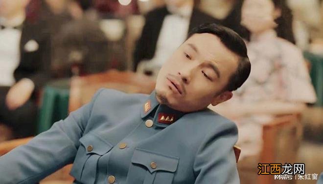 《传家》:看懂百万遗产的“荒唐”,才知易太太决绝赴死的凄凉