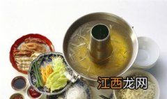 炖菜锅糊了怎么处理糊垢的 炖菜锅糊了怎么处理糊垢