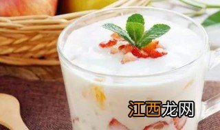 香蕉酸奶怎么做 做香蕉酸奶的步骤