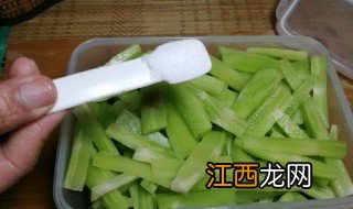 正宗甜面酱莴笋腌制方法 正宗甜面酱莴笋腌制方法视频