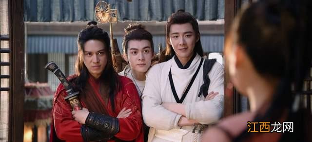 《说英雄》开播，更新8集不够看，终于有部让我熬夜狂追的剧了