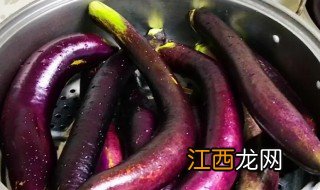 茄子蒸熟冷冻可以吗，茄子是蒸熟了冷冻还是直接冷冻