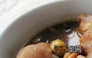 板栗煲蹄花怎么做 板栗煲蹄花的材料和做法步骤