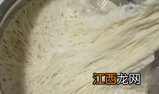 商用半发面的制作过程 商用半发面的做法