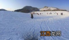 梦见雪地到处都是雪什么意思 梦见雪地到处都是雪