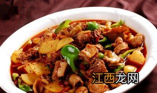 大盘鸡是哪里的菜，大盘鸡是哪里的菜啊