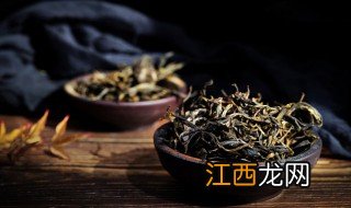 新鲜的茶叶炒着吃可以吗 炒好的茶叶可以直接吃吗?