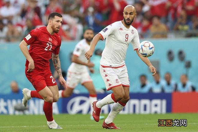 又是越位球！突尼斯前锋杰巴利单刀破门无效