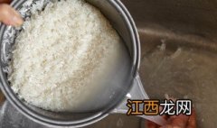 淘米水的妙用阅读答案 淘米水的妙用